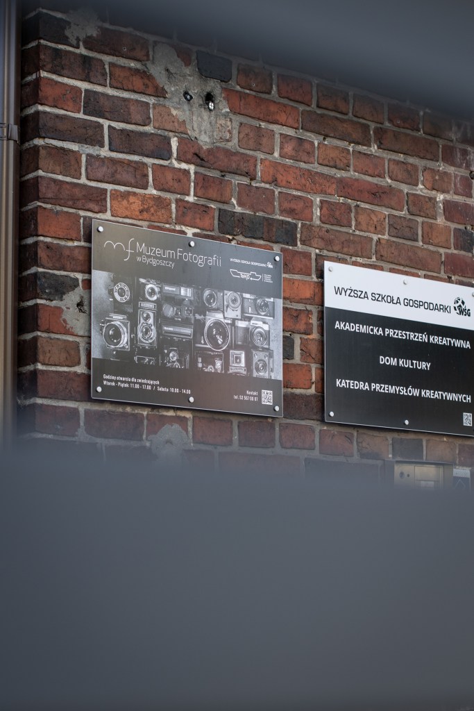 Dawny budynek szkoły w Rupienicy, dziś wydział Wyższej Szkoły Gospodarki w Bydgoszczy