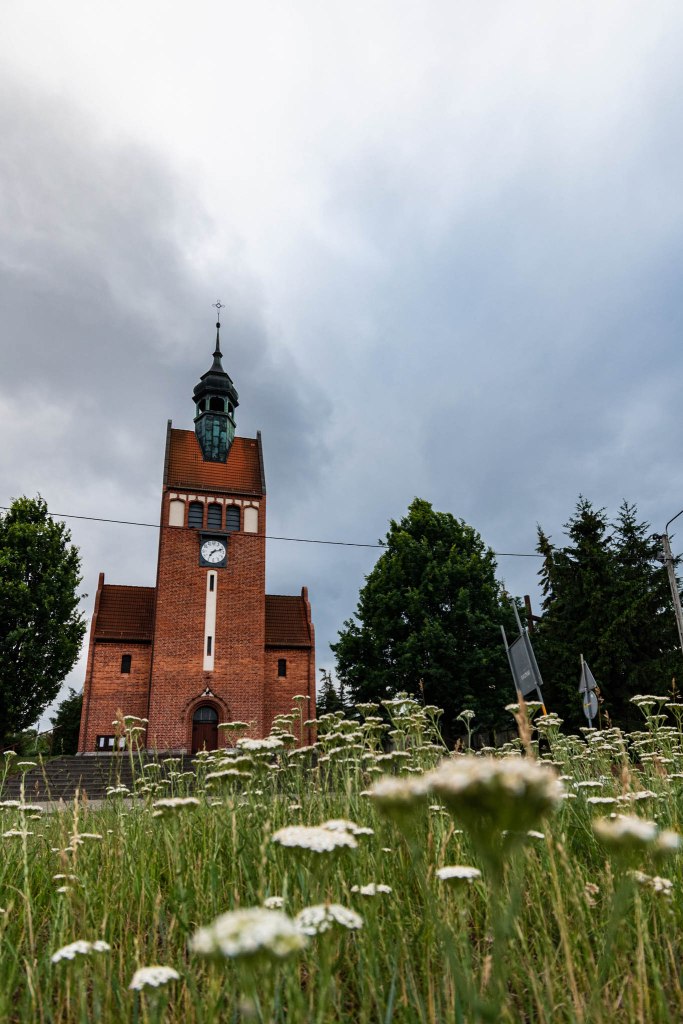 kościół pw. św. Józefa Rzemieślnika na osiedlu Kapuściska.