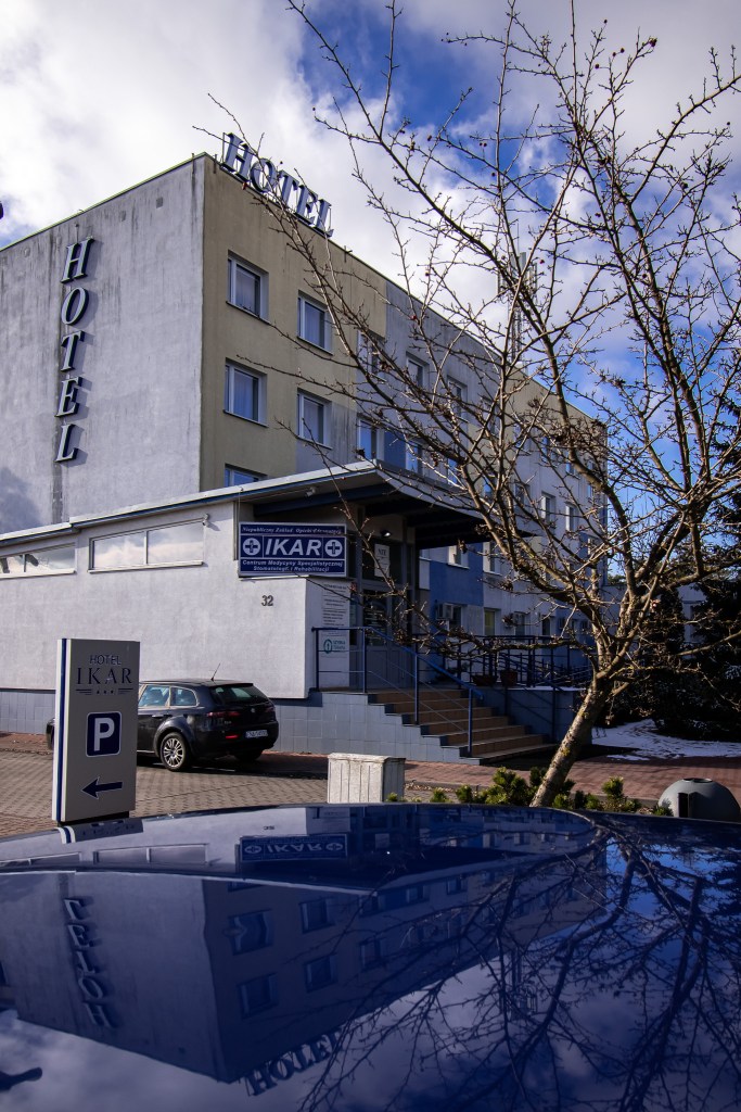 "Ikar" na skraju osiedla Błonie