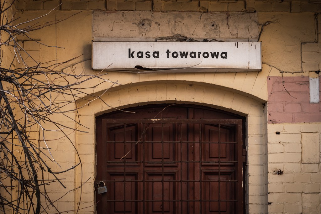 Dziś budynek kompletnie niszczeje. Bydgoszcz Wschód - Siernieczek